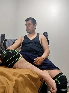 Potro23hotzen online show from September 8, 11:48 pm