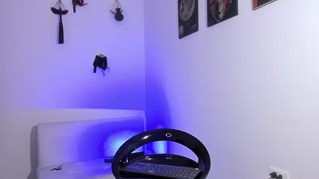 GaelOconnerr online show from December 12, 4:26 am