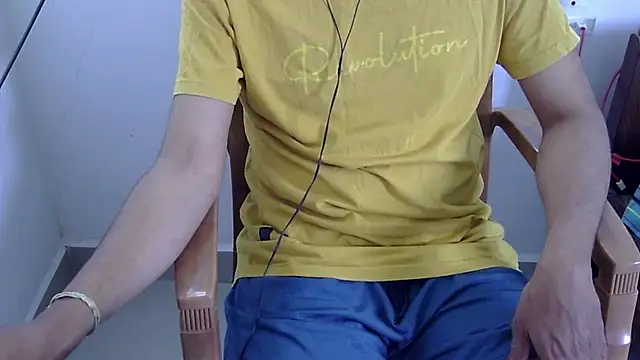 The SHY uncut online show from February 22, 4:36 am