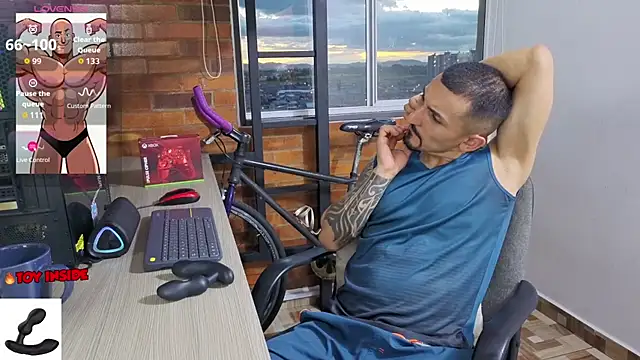 Marck Muscle online show from July 6, 11:27 pm