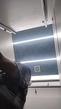 UncutToyBoy23cm online show from November 15, 2:13 am