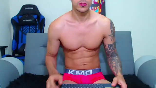 Tristan-bm online show from January 8, 2:25 pm