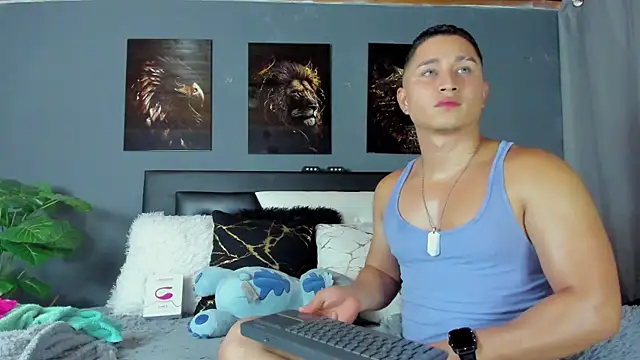 francesco evan online show from November 24, 9:49 pm