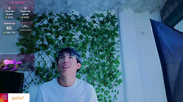 Levii Ackermann online show from November 29, 4:42 pm