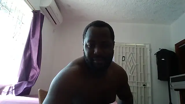 Bighood T online show from October 3, 3:50 pm