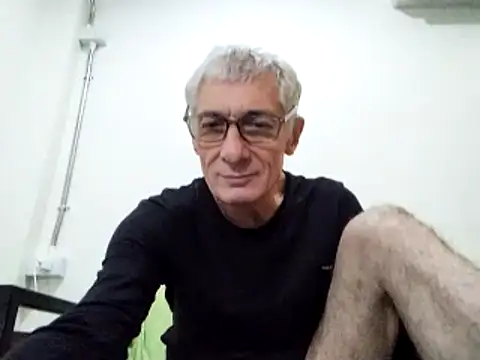 BIGUNCUTHARDCOCK online show from February 9, 10:31 am