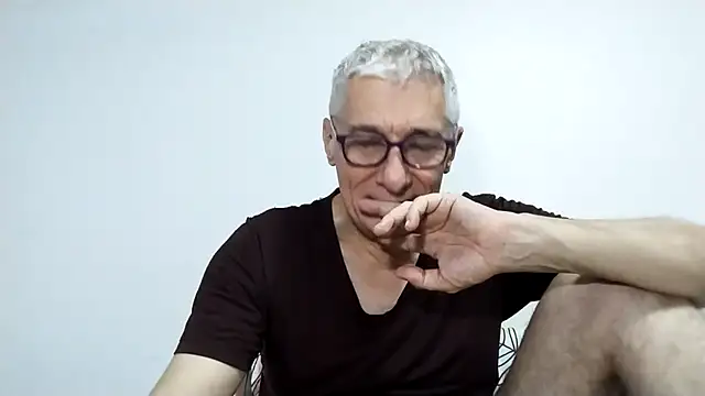 BIGUNCUTHARDCOCK online show from March 3, 12:56 pm