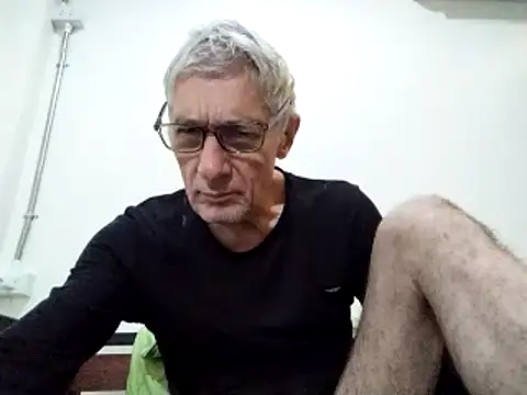 BIGUNCUTHARDCOCK online show from February 9, 12:18 am