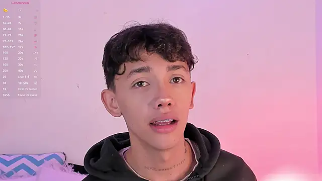 Tomy Rox online show from December 12, 8:32 pm