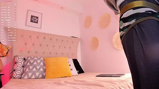 Tomy Rox online show from December 2, 8:42 pm