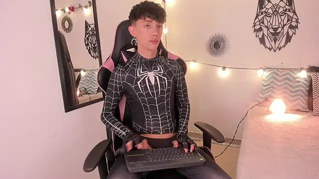 Tomy Rox online show from January 11, 8:43 pm