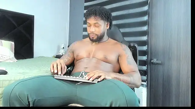 Dancelwashington online show from January 13, 8:35 pm