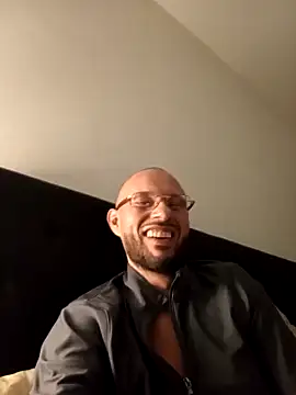 Guitccch online show from April 3, 4:09 am