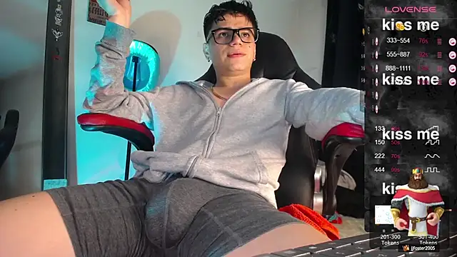 Snapshot of marckalexis chatting on January 7, 3:58 am marckalexis online show from January 7, 3:58 am