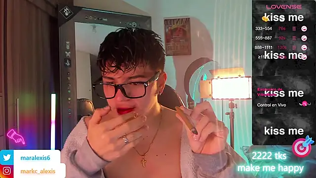 Snapshot of marckalexis chatting on December 3, 11:35 pm marckalexis online show from December 3, 11:35 pm