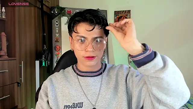 Snapshot of marckalexis chatting on October 2, 6:56 pm marckalexis online show from October 2, 6:56 pm