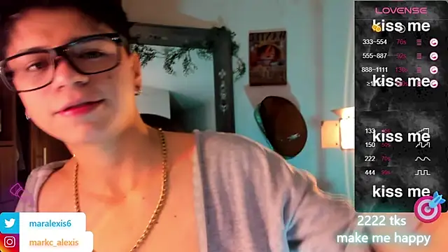 Snapshot of marckalexis chatting on February 27, 12:08 am marckalexis online show from February 27, 12:08 am