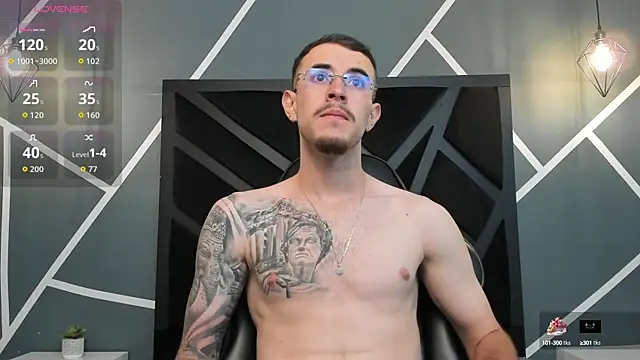 Snapshot of CodyWalkerR chatting on October 1, 5:39 pm CodyWalkerR online show from October 1, 5:39 pm