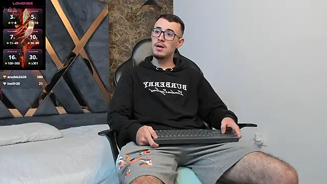 Snapshot of CodyWalkerR chatting on March 7, 5:39 pm CodyWalkerR online show from March 7, 5:39 pm