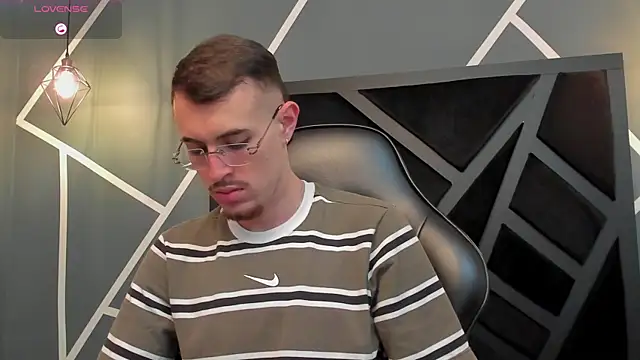 Snapshot of CodyWalkerR chatting on September 17, 5:25 pm CodyWalkerR online show from September 17, 5:25 pm