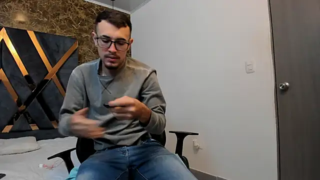 Snapshot of CodyWalkerR chatting on March 5, 5:08 pm CodyWalkerR online show from March 5, 5:08 pm