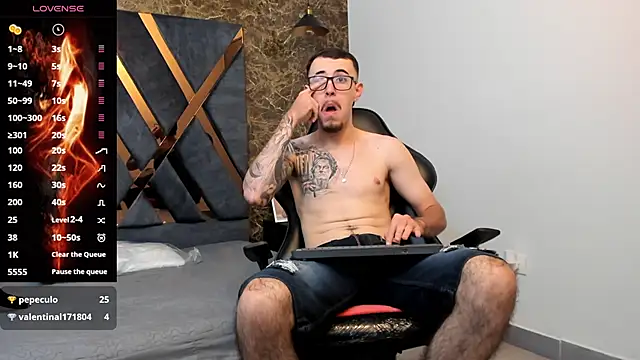 Snapshot of CodyWalkerR chatting on January 18, 5:15 pm CodyWalkerR online show from January 18, 5:15 pm