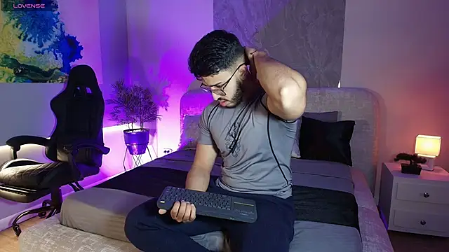 Liam Kleiin online show from May 20, 11:28 am