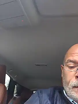 bottomhairy online show from December 23, 8:23 am