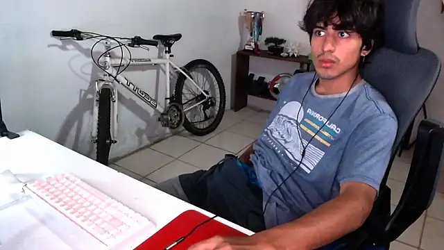 Thieves9 online show from September 10, 6:39 pm