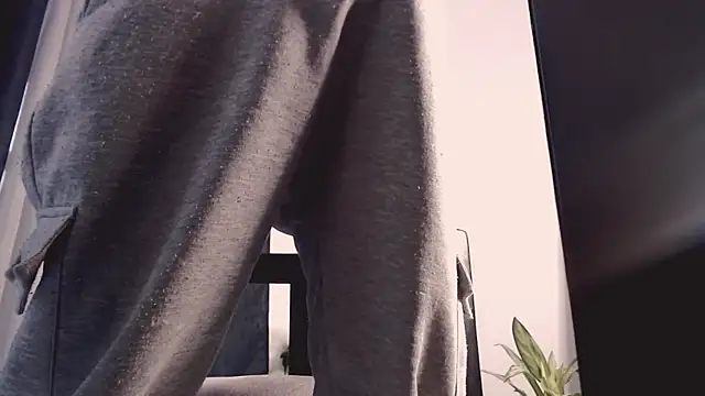 Osiiriis online show from March 15, 1:07 pm