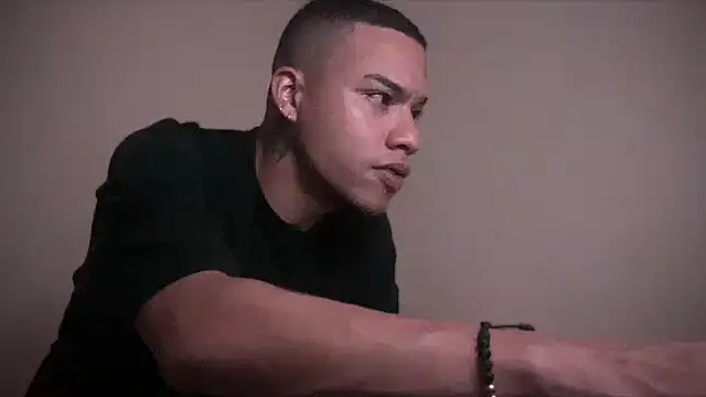 Osiiriis online show from February 4, 5:10 am