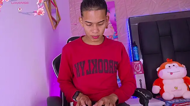 dilan alfonzo online show from March 14, 4:41 am