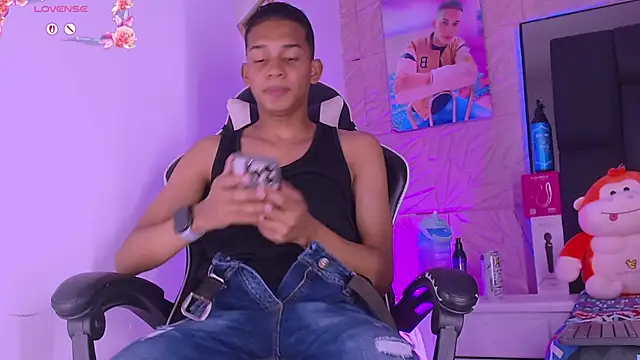 dilan alfonzo online show from April 12, 7:54 am