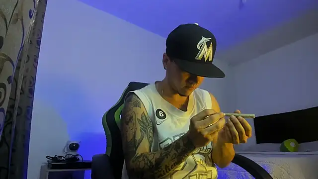 male pussy online show from September 20, 4:07 pm