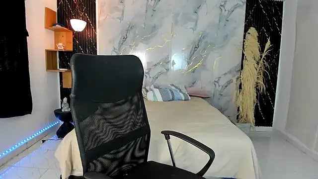 slim master12 online show from April 21, 9:54 pm