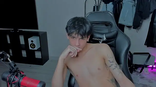 MarkBrowniii online show from March 9, 10:08 pm