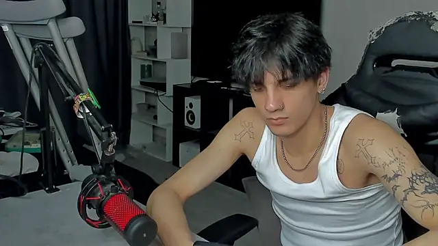 MarkBrowniii online show from September 14, 3:08 am