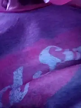 Armyexhibitionistvet online show from April 12, 8:27 am