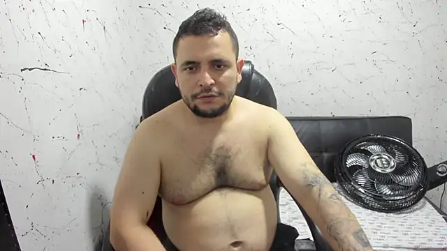 Snapshot of _ace_ventura chatting on September 23, 6:02 am  ace ventura online show from September 23, 6:02 am