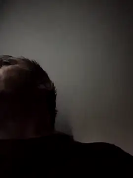 Snapshot of jonnyjenner chatting on October 30, 1:30 am jonnyjenner online show from October 30, 1:30 am