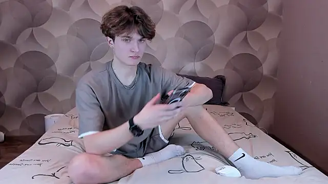 Ian Flor online show from February 24, 3:57 pm