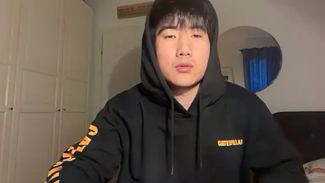 jungcock3210 online show from February 5, 3:41 pm