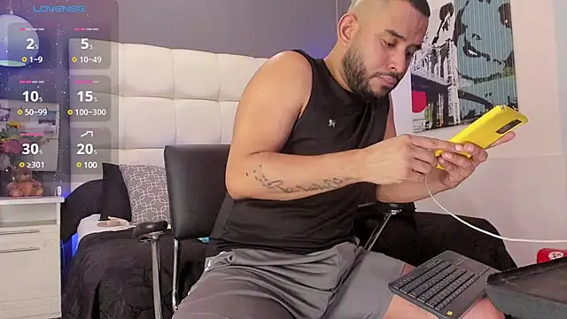 THIAGOXBIG online show from December 17, 10:22 pm