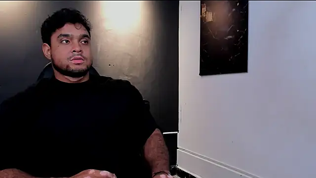 Big furry bear13 online show from March 18, 1:03 pm