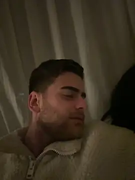 cubalibre02 online show from March 27, 10:54 pm