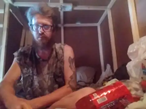 hothippie420 online show from May 21, 10:47 pm