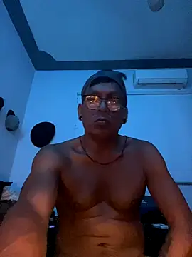 Snapshot of Capxxx chatting on October 18, 5:12 am Capxxx online show from October 18, 5:12 am