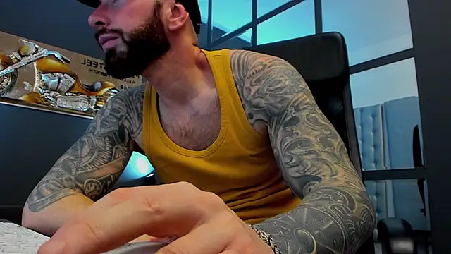 AronGrant online show from April 15, 8:47 am