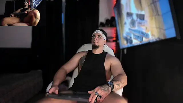 kingbear777 online show from January 31, 8:01 am