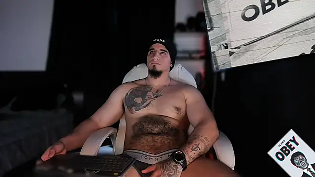 kingbear777 online show from February 16, 11:26 pm